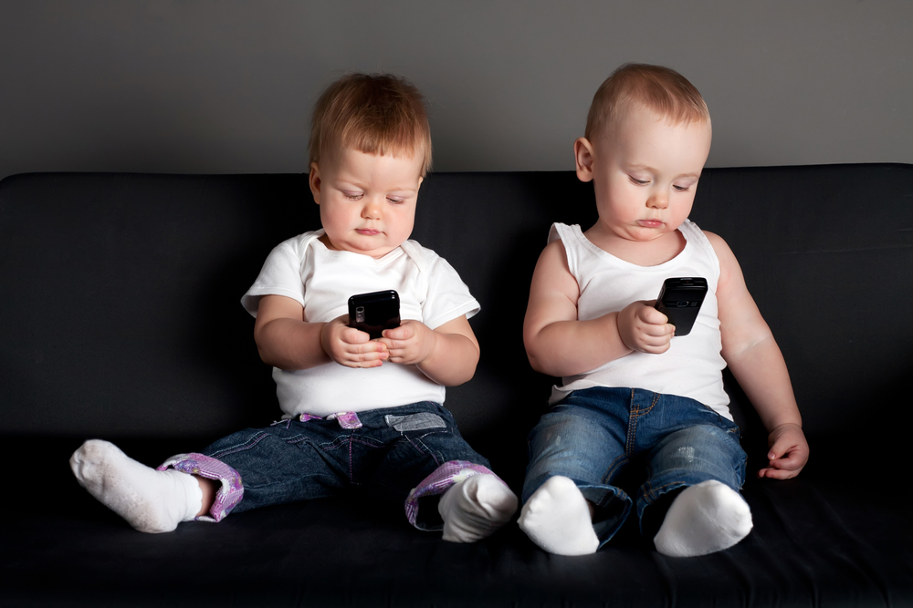 la tecnologia móvil en los niños