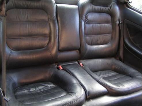 ¿Cómo Limpiar los Asientos de Cuero del Coche?