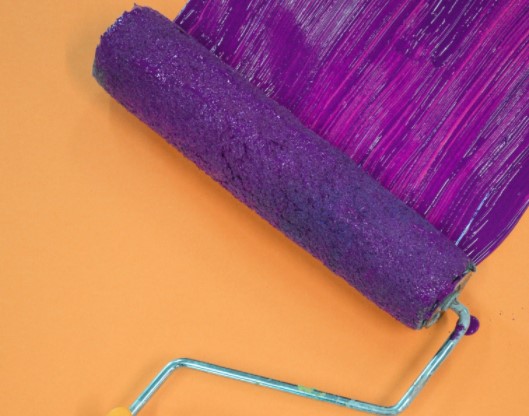 brocha y pintura