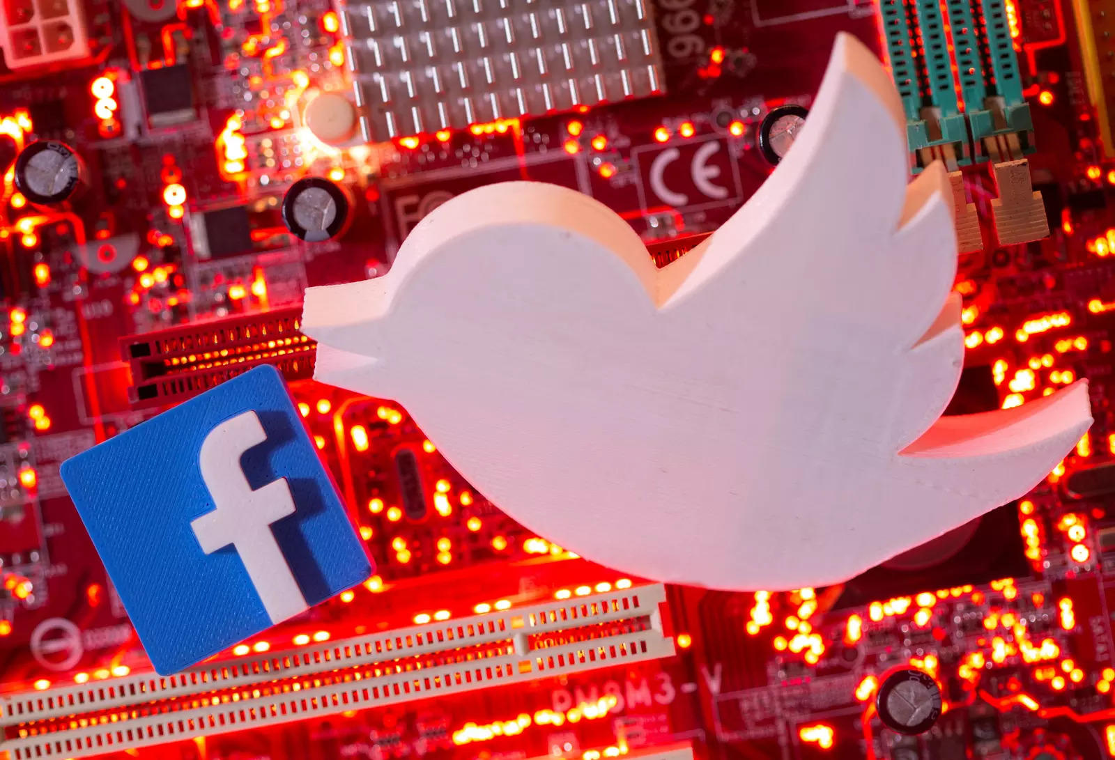 US senators propose limiting liability shield for social media platforms