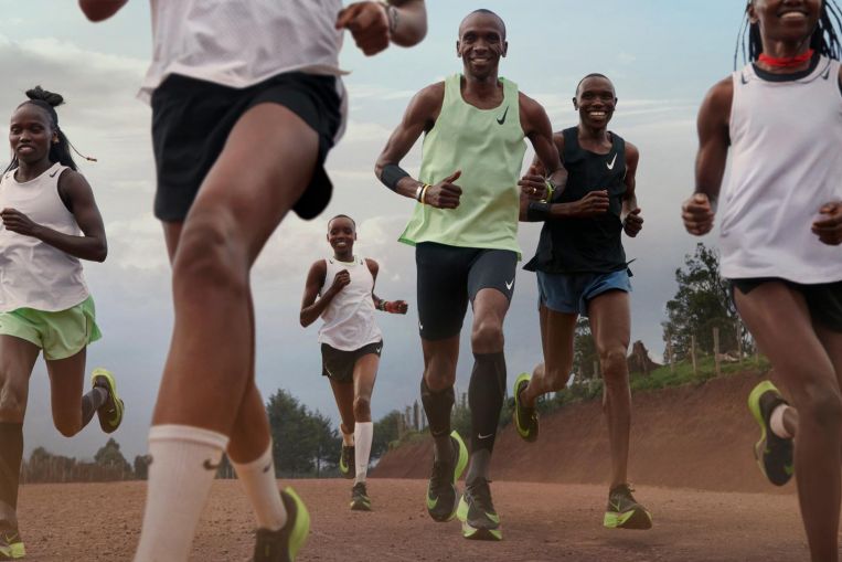 Atletismo: el ex campeón de maratón Loroupe pide la prohibición del calzado de alta tecnología