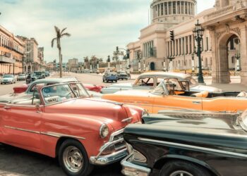 28 de septiembre de 2021 No, los vehículos eléctricos no harán que las carreteras estadounidenses se vean como las de Cuba en 20 años Únase a nosotros mientras destripamos este pro... Por Ezra Dyer