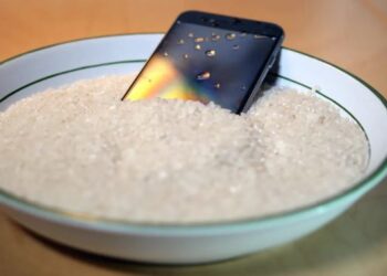 movil en agua