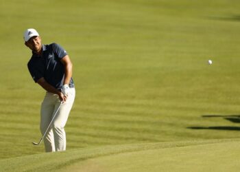 Golf: Schauffele conserva el liderato de los Travelers a pesar de caer a 67, pero sabe que necesita 'algunos birdies más'