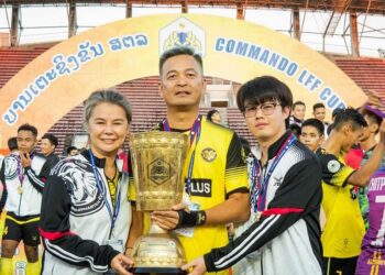Fútbol: el empresario de S'porean Jason Lim encuentra el éxito con el club de fútbol de Laos
