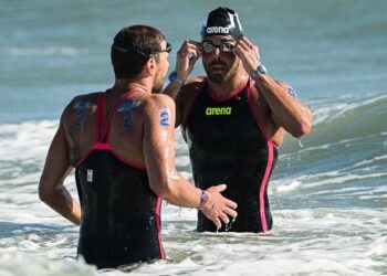 Natación: las carreras europeas de aguas abiertas acaban en caos