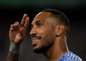 Fútbol: Lesionan la mandíbula del delantero del Barcelona Aubameyang en un robo en su casa