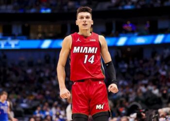 Baloncesto: Heat firma a Herro por extensión de contrato por cuatro años