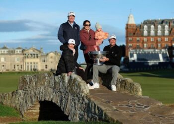 Golf: Fox rinde homenaje al 'gran amigo' Warne después de la victoria de Alfred Dunhill