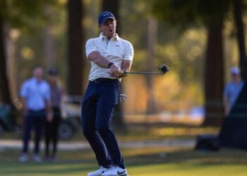 Golf: McIlroy toma el liderato de la Copa CJ en un intento por recuperar los primeros puestos