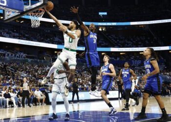 NBA: Tatum lleva a Boston a su tercera victoria consecutiva