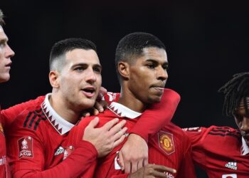 Fútbol: Rashford brilla cuando el Manchester United venció al Everton en la Copa FA