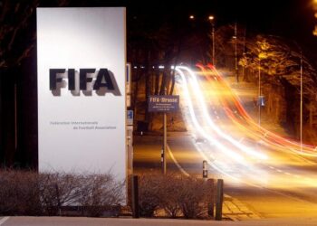 Fútbol: la FIFA introducirá topes de tarifas en los cambios radicales en las reglas de los agentes