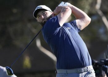 Golf: Rahm se acerca al líder Ryder en Torrey Pines