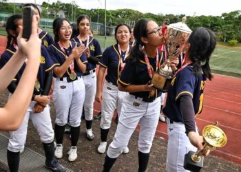 Deportes Escolares: La Escuela Metodista de Niñas Gana el Quinto Título Nacional de Softbol de la División B Consecutiva