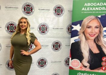 Una foto de Alexandra Lozano en un evento para su bufete de abogados, Alexandra Lozano Immigration Law; ayudan a los inmigrantes.