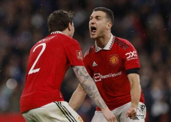 Man Utd venció a Brighton en los penaltis para prepararse para la final de la Copa FA con Man City