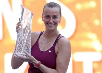 Petra Kvitova usa experiencia para triunfar en Miami contra Elena Rybakina