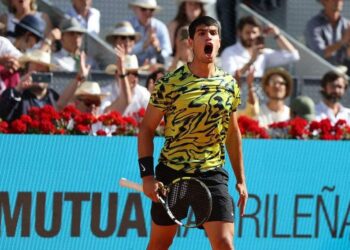 Alcaraz vence a Coric y alcanza la final del Abierto de Madrid en aniversario
