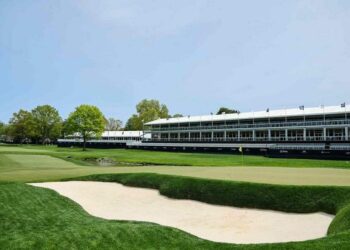 Ejecutivo regaña a LIV golf pero busca civismo en PGA Championship