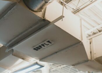 Fabricación de ductos para instalaciones de climatización