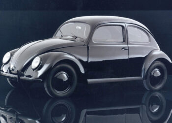 La historia del Volkswagen Beetle: el icónico automóvil
