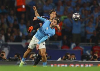 El presidente de Man City frustrado con la nube financiera por el triunfo del triplete