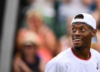 El debutante de Wimbledon Christopher Eubanks termina el desafío de Stefanos Tsitsipas en la cuarta ronda