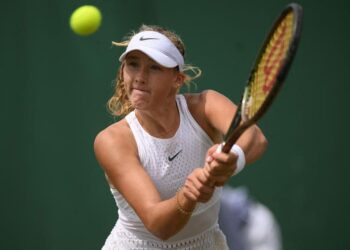 Tal equilibrio a los 16?  En el tenis, los prodigios aún nos sorprenden
