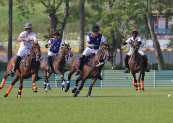 El Príncipe Harry se une al Club de Polo de Singapur y ayuda a recaudar más de $ 1 millón para caridad