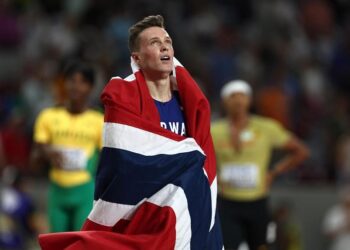 Karsten Warholm vuelve a lo más alto del podio mundial de 400 vallas