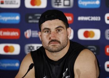 Jacobson se arriesga a ciegas con los All Blacks