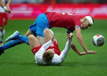 Polonia y la República Checa comparten el botín en las eliminatorias de la Eurocopa
