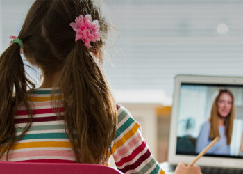Cómo mejorar tu actuación en clases virtuales: 3 consejos efectivos