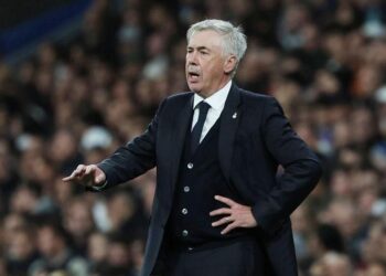 El entrenador Carlo Ancelotti guarda silencio en medio del tira y afloja entre Brasil y Real Madrid