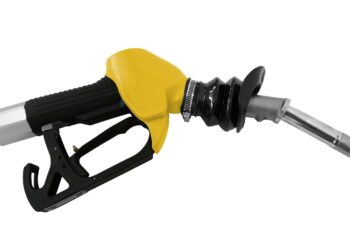 10 Pasos Efectivos para Arrancar un Coche de Gasolina: Guía detallada