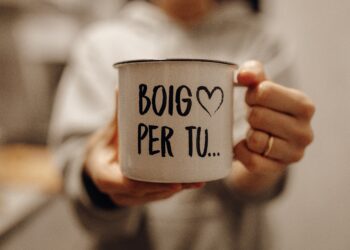Aumente la visibilidad de su marca con tazas personalizadas: Una Estrategia Publicitaria Inteligente