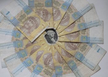 Guía Completa: Dónde Cambiar Zlotys a Euros en España – Mejores Lugares y Tarifas