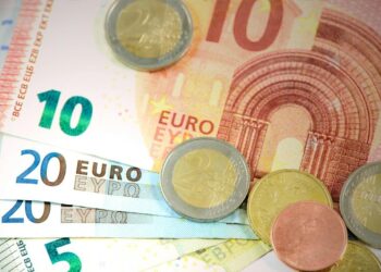 Guía Definitiva: Dónde Cambiar Grivnas a Euros en España – Mejores Lugares y Tasas