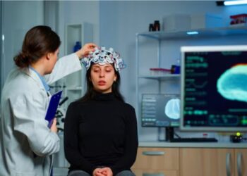 Los problemas sociales y emocionales que se observan comúnmente en las víctimas de lesiones cerebrales