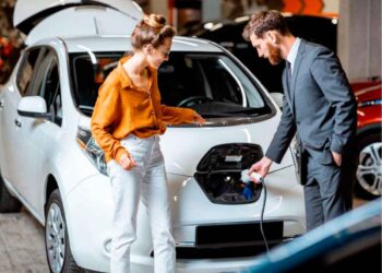 ¿Cómo saber si un coche tiene cargas o está embargado antes de comprarlo?