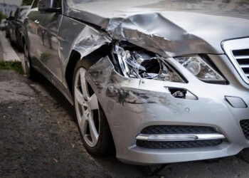 5 Peligros Ocultos en Casos de Autos Defectuosos que la Mayoría de las Personas No Percibe