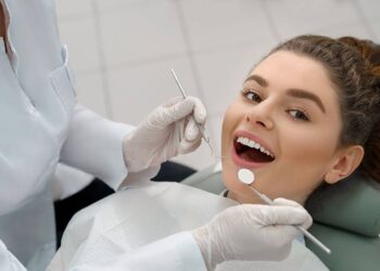 Clínica Dental en Adeje: Especialistas en Implantes y Tratamientos Odontológicos